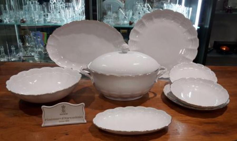 Servizio di piatti in porcellana da 12 usati per 800 EUR su Roma su WALLAPOP